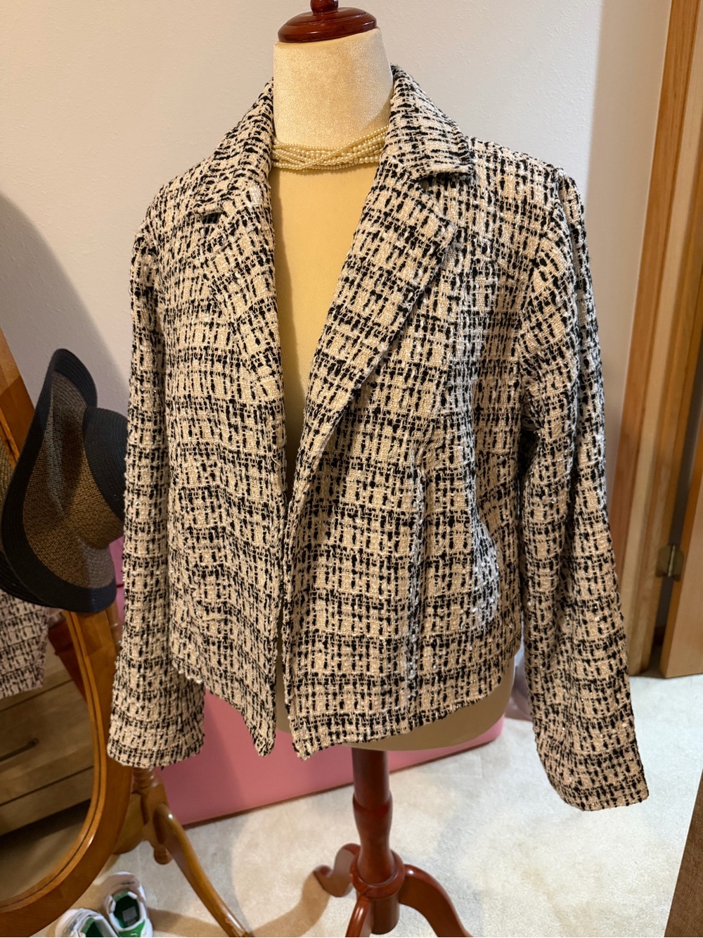JustFab Black and White Tweed Blazer